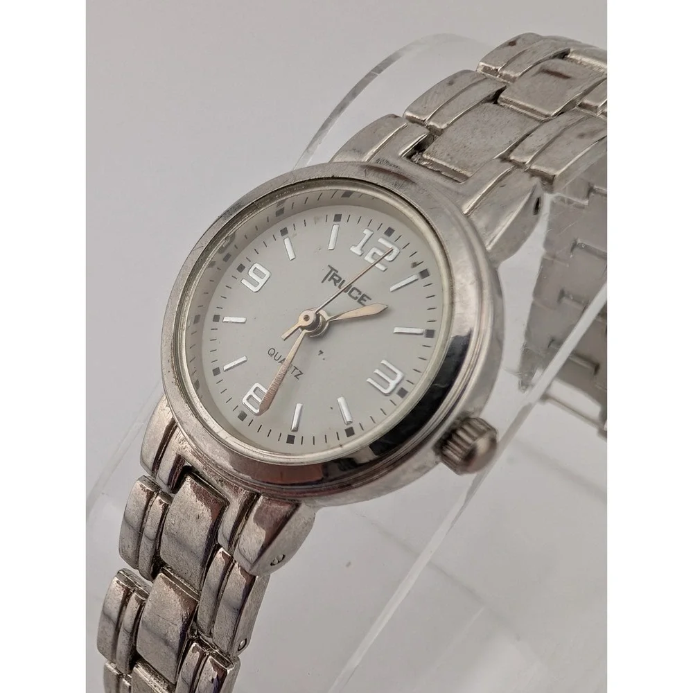 Truce Watch Women White Dial Silver 7.25